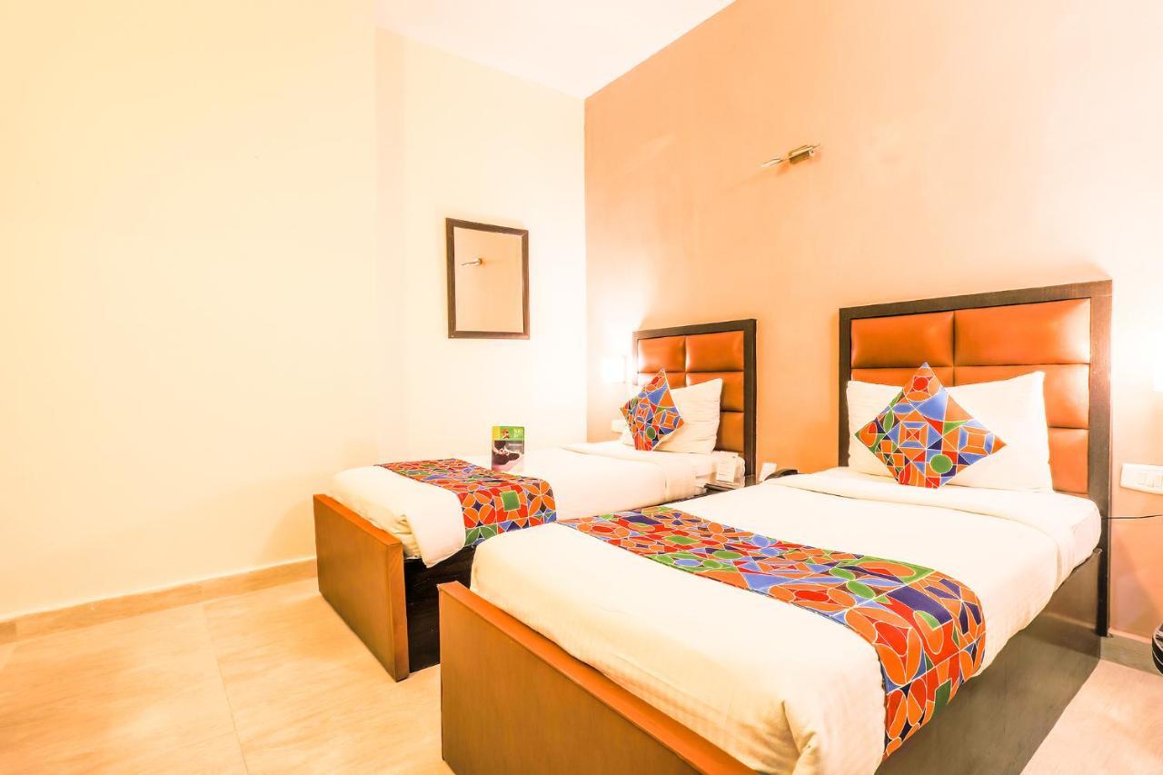 Fabhotel Conclave Boutique New Delhi Eksteriør billede