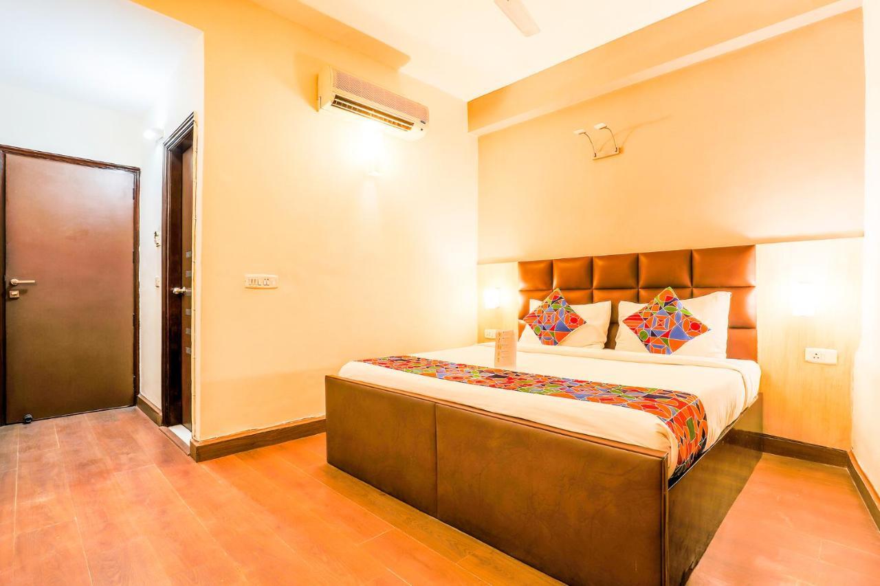 Fabhotel Conclave Boutique New Delhi Eksteriør billede