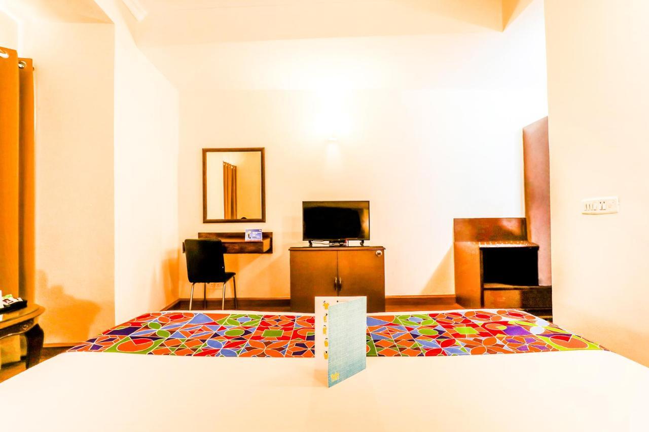 Fabhotel Conclave Boutique New Delhi Eksteriør billede