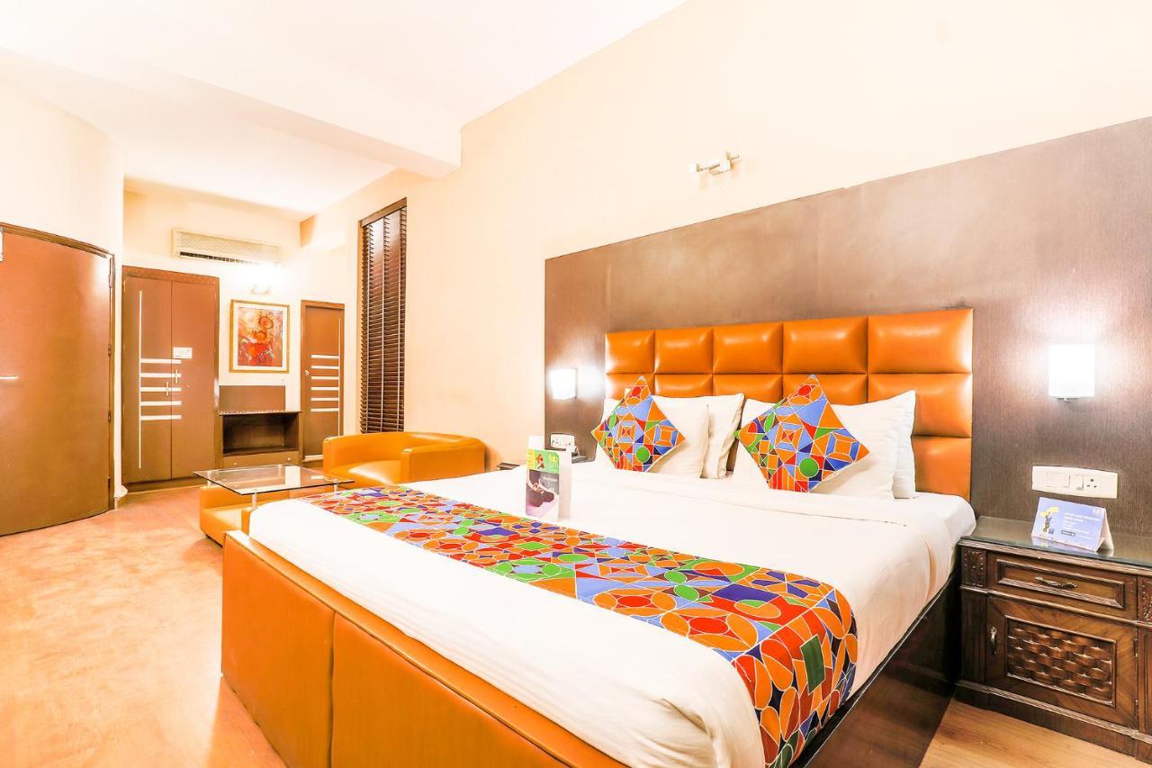 Fabhotel Conclave Boutique New Delhi Eksteriør billede