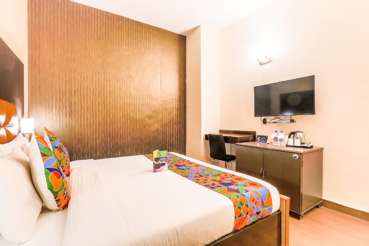 Fabhotel Conclave Boutique New Delhi Eksteriør billede