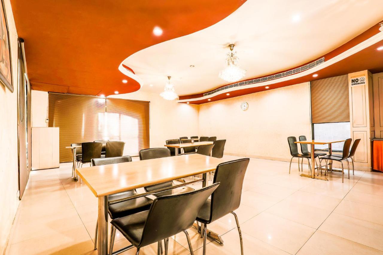 Fabhotel Conclave Boutique New Delhi Eksteriør billede